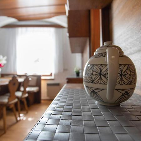 הל אין טירול Traditional Old Town Apartment מראה חיצוני תמונה