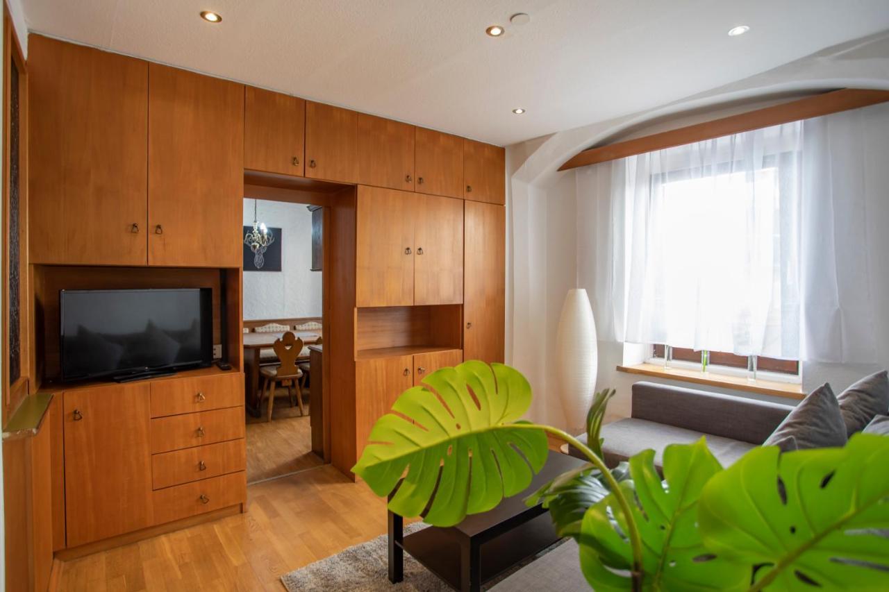 הל אין טירול Traditional Old Town Apartment מראה חיצוני תמונה